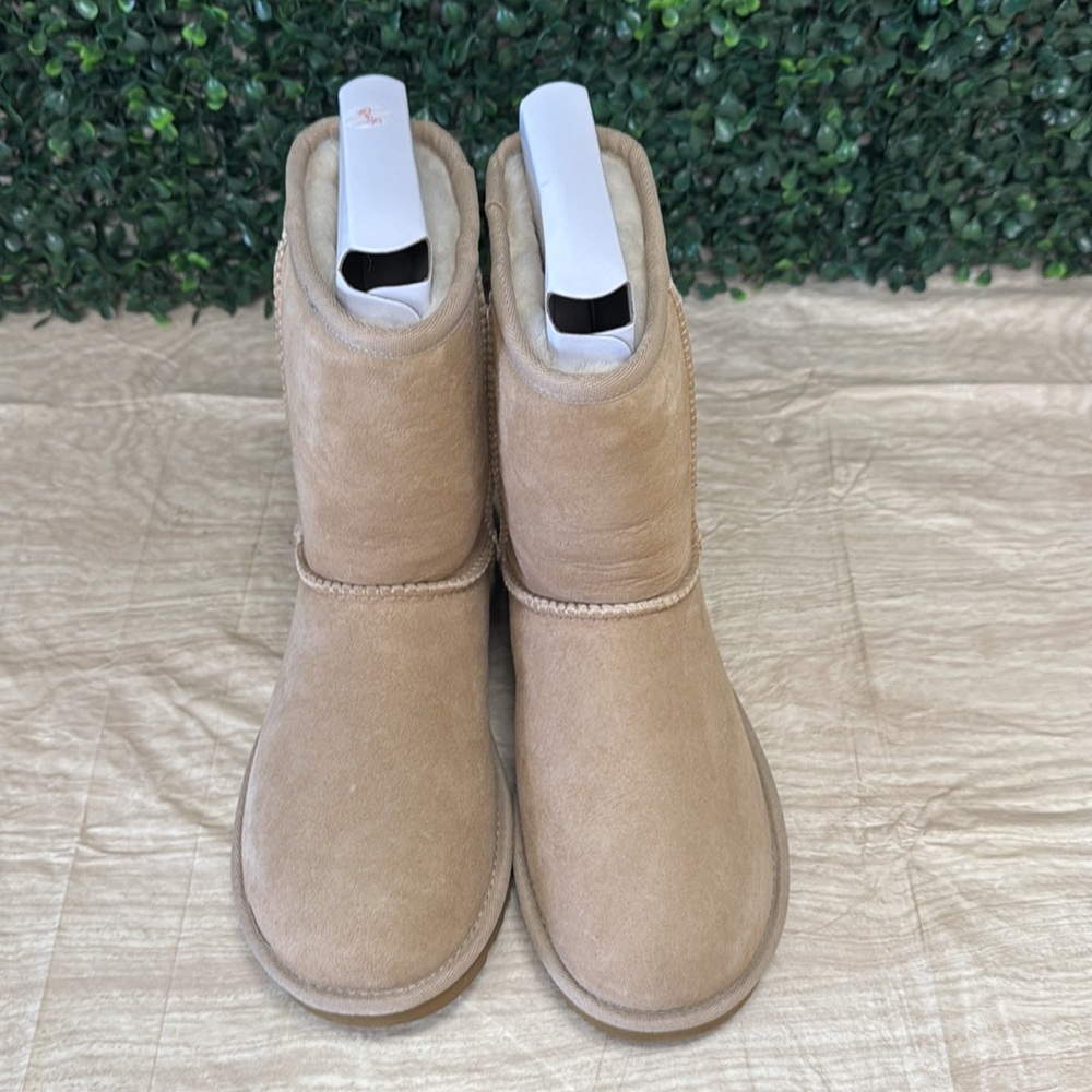 UGG Classic Short II - W5 - Picture 4 of 8